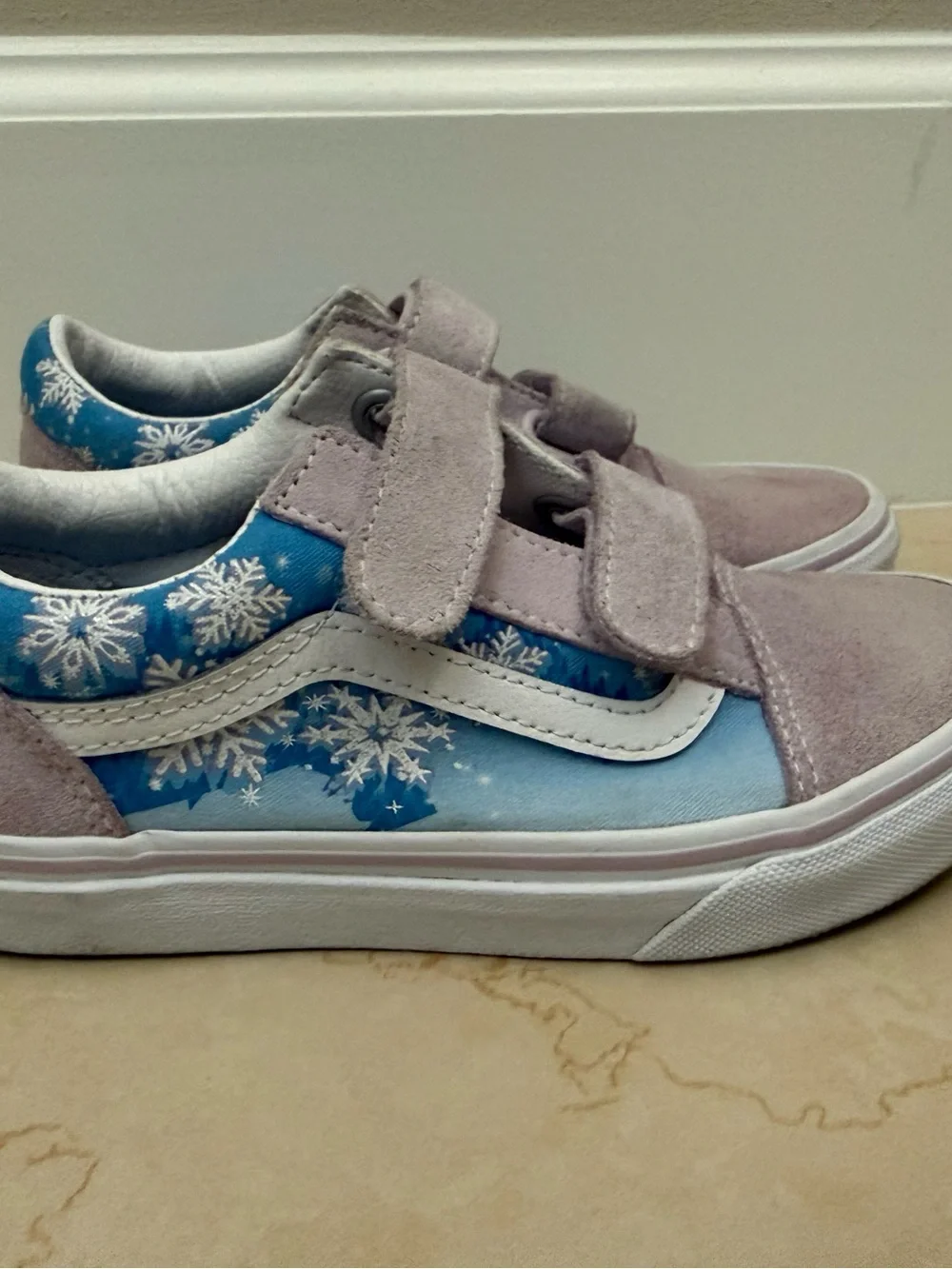 Vans Frozen Kids Velcro Sneakers size 1